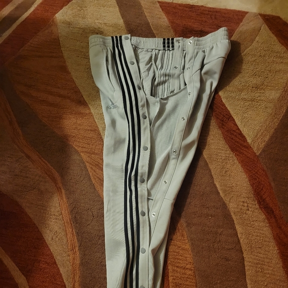 Adidas joggers buttons on sides, size M gray - Picture 4 of 5